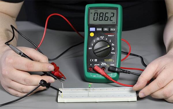 How to Measure Current in a Circuit | DigiKey